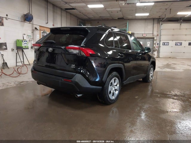 46085527 :رقم المزاد ، 2T3F1RFV2MC182222 vin ، 2021 Toyota Rav4 Le مزاد بيع