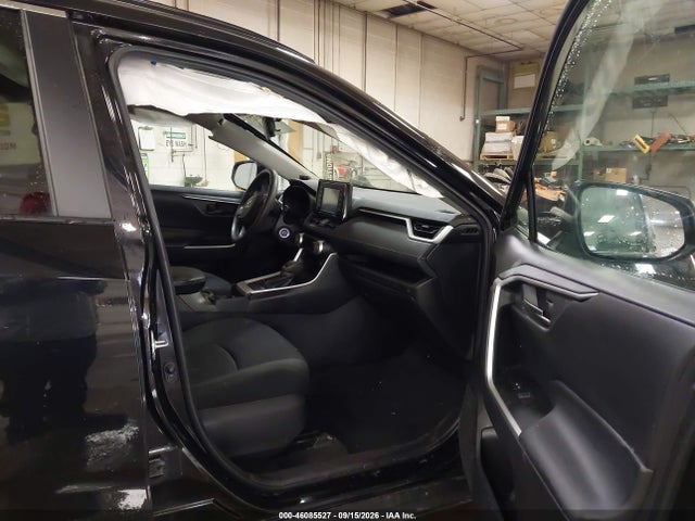 46085527 :رقم المزاد ، 2T3F1RFV2MC182222 vin ، 2021 Toyota Rav4 Le مزاد بيع