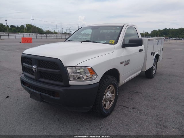 46085566 :رقم المزاد ، 3C7WR4AJ9JG312994 vin ، 2018 Ram 2500 Tradesman  4x2 8' Box مزاد بيع