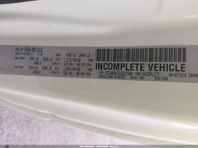 46085566 :رقم المزاد ، 3C7WR4AJ9JG312994 vin ، 2018 Ram 2500 Tradesman  4x2 8' Box مزاد بيع