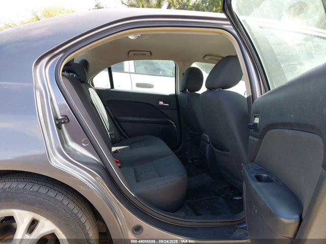 46085586 :رقم المزاد ، 3FAHP0HA0CR341579 vin ، 2012 Ford Fusion Se مزاد بيع