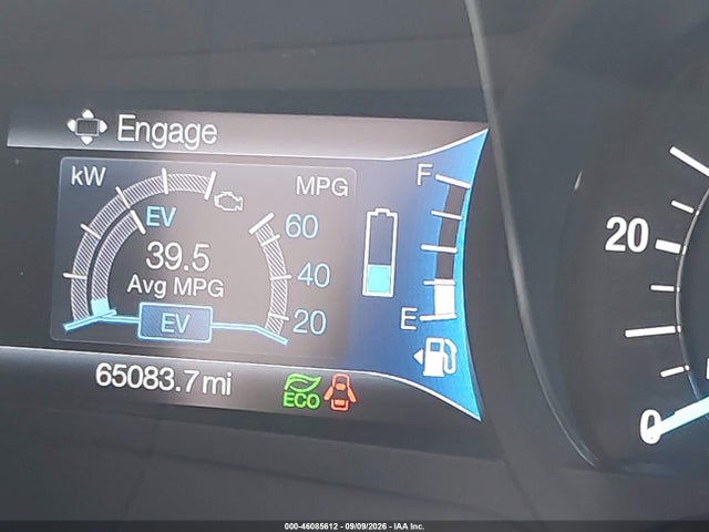 46085612 :رقم المزاد ، 3FA6P0UU4JR142362 vin ، 2018 Ford Fusion Hybrid S مزاد بيع