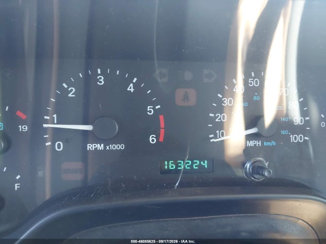 Продаж на аукціоні авто 2000 Jeep Wrangler Sahara, vin: 1J4FA59S3YP732032, номер лоту: 46085625