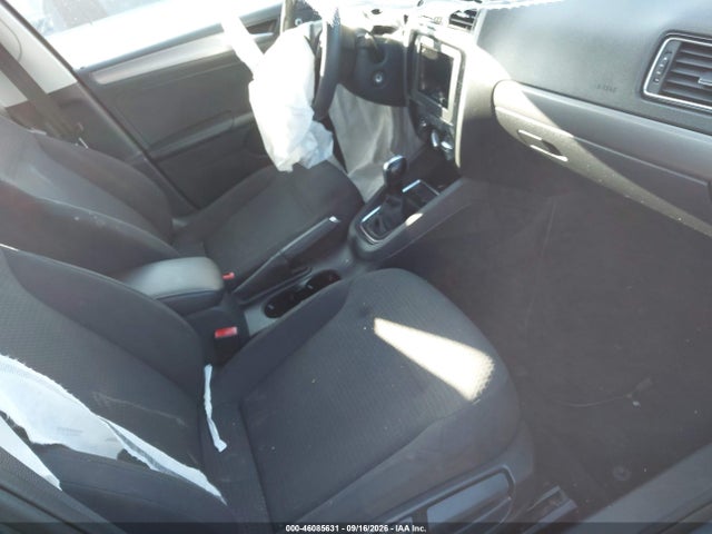 46085631 :رقم المزاد ، 3VWLA7AJ4FM250581 vin ، 2015 Volkswagen Jetta 2.0l Tdi S مزاد بيع