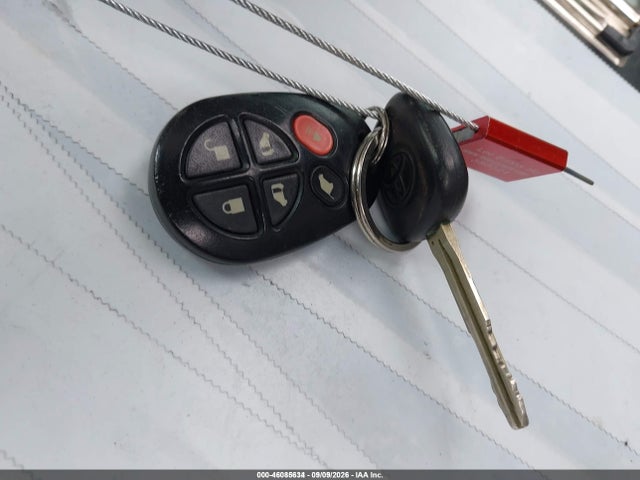 46085634 :رقم المزاد ، 5TDBA22C14S009463 vin ، 2004 Toyota Sienna Xle Limited مزاد بيع