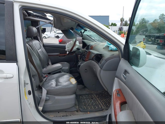 46085634 :رقم المزاد ، 5TDBA22C14S009463 vin ، 2004 Toyota Sienna Xle Limited مزاد بيع