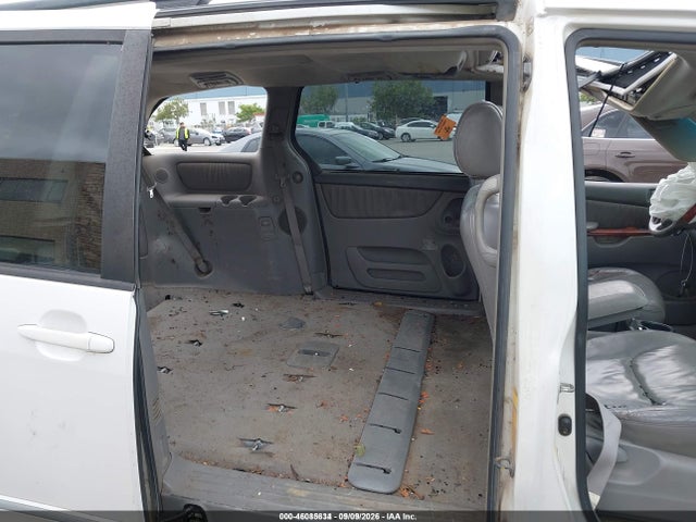 46085634 :رقم المزاد ، 5TDBA22C14S009463 vin ، 2004 Toyota Sienna Xle Limited مزاد بيع