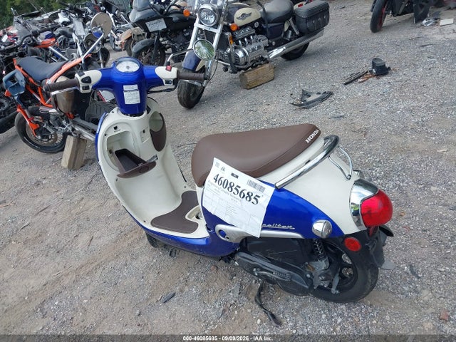 JH2AF7710PK601229 Honda NCW50