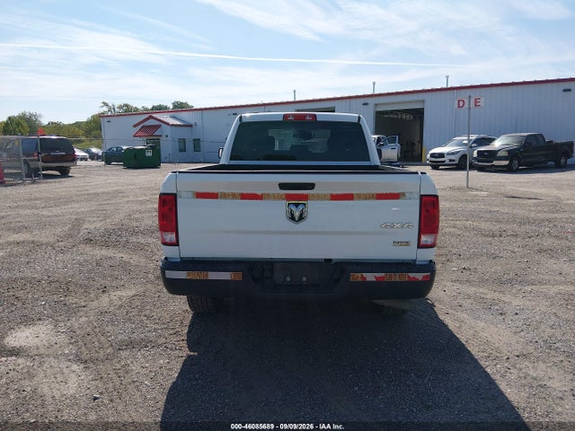 46085689 :رقم المزاد ، 1C6RR7FG3JS326138 vin ، 2018 Ram 1500 Tradesman  4x4 6'4 Box مزاد بيع