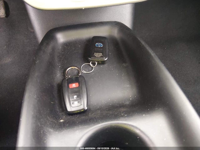 2016 Toyota Prius Two Eco მანქანა იყიდება აუქციონზე, vin: JTDKARFUXG3027400, აუქციონის ნომერი: 46085694