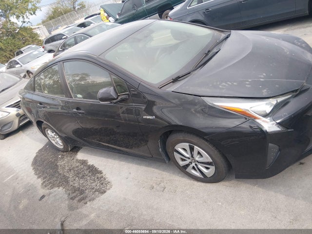 2016 Toyota Prius Two Eco მანქანა იყიდება აუქციონზე, vin: JTDKARFUXG3027400, აუქციონის ნომერი: 46085694