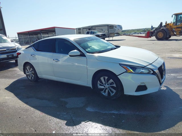 46085721 :رقم المزاد ، 1N4BL4BV6MN332247 vin ، 2021 Nissan Altima S Fwd مزاد بيع