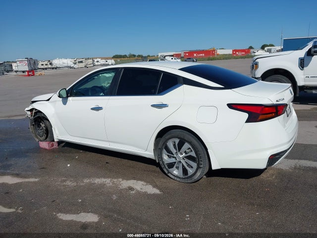46085721 :رقم المزاد ، 1N4BL4BV6MN332247 vin ، 2021 Nissan Altima S Fwd مزاد بيع