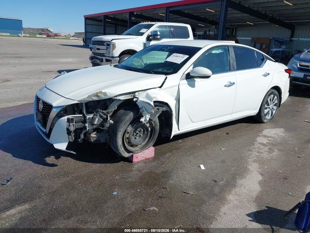 46085721 :رقم المزاد ، 1N4BL4BV6MN332247 vin ، 2021 Nissan Altima S Fwd مزاد بيع