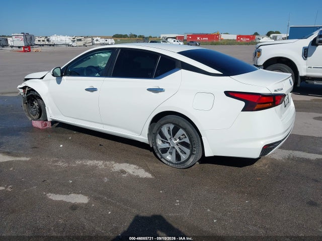46085721 :رقم المزاد ، 1N4BL4BV6MN332247 vin ، 2021 Nissan Altima S Fwd مزاد بيع