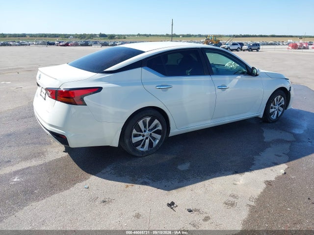 46085721 :رقم المزاد ، 1N4BL4BV6MN332247 vin ، 2021 Nissan Altima S Fwd مزاد بيع