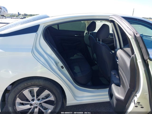 46085721 :رقم المزاد ، 1N4BL4BV6MN332247 vin ، 2021 Nissan Altima S Fwd مزاد بيع