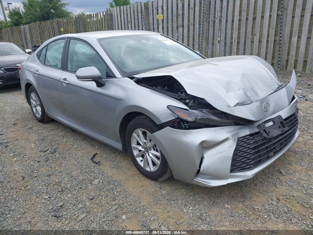 2025 Toyota Camry Le მანქანა იყიდება აუქციონზე, vin: 4T1DAACK1SU627606, აუქციონის ნომერი: 46085727