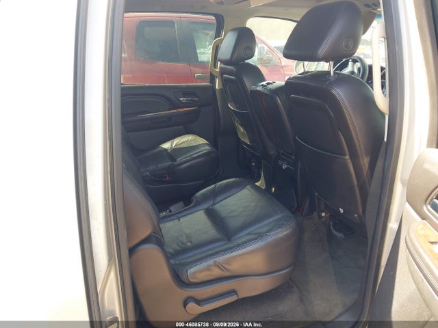 Auction sale of the 2007 Cadillac Escalade Esv Standard, vin: 1GYFK66857R220836, lot number: 46085738