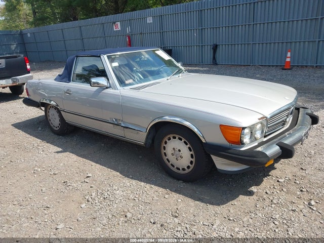 46085764 :رقم المزاد ، WDBBA48D8JA082915 vin ، 1988 Mercedes-benz 560 Sl مزاد بيع