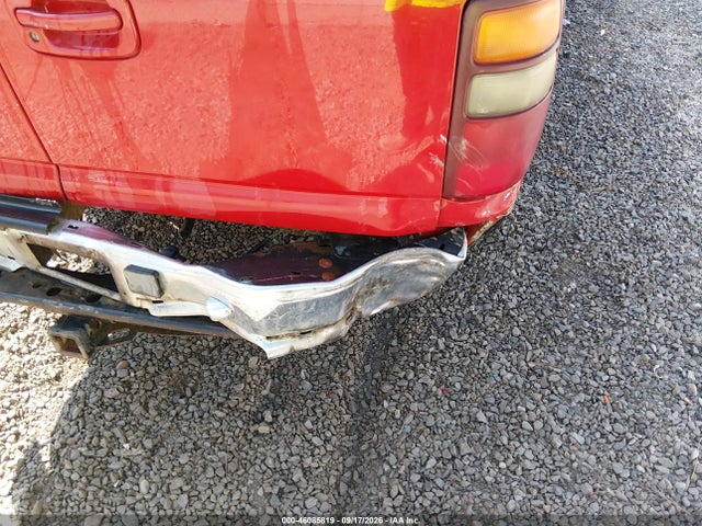 46085819 :رقم المزاد ، 3GNGK26G61G123198 vin ، 2001 Chevrolet Suburban 2500 Lt مزاد بيع