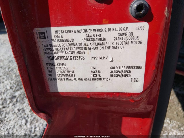 46085819 :رقم المزاد ، 3GNGK26G61G123198 vin ، 2001 Chevrolet Suburban 2500 Lt مزاد بيع
