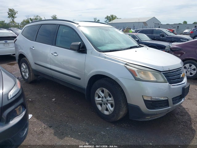 46085832 :رقم المزاد ، 1GNKRFKDXFJ188098 vin ، 2015 Chevrolet Traverse Ls مزاد بيع