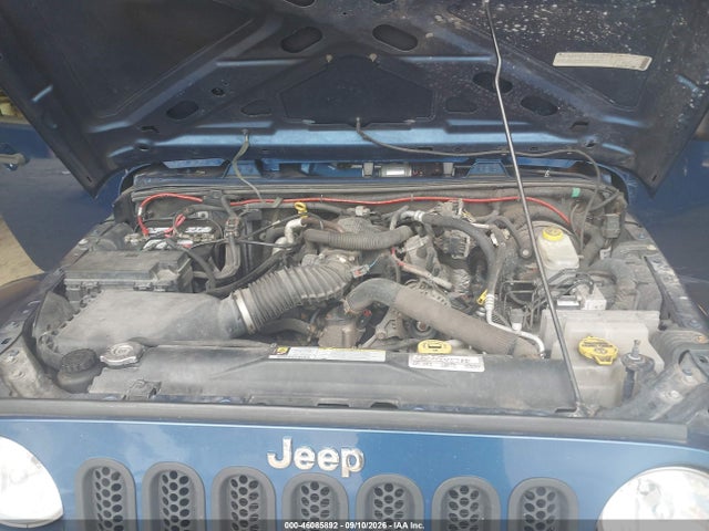 46085892 :رقم المزاد ، 1J4BA3H15AL118060 vin ، 2010 Jeep Wrangler Unlimited Sport مزاد بيع