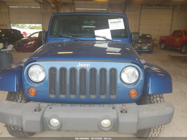46085892 :رقم المزاد ، 1J4BA3H15AL118060 vin ، 2010 Jeep Wrangler Unlimited Sport مزاد بيع