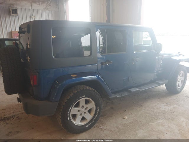 46085892 :رقم المزاد ، 1J4BA3H15AL118060 vin ، 2010 Jeep Wrangler Unlimited Sport مزاد بيع