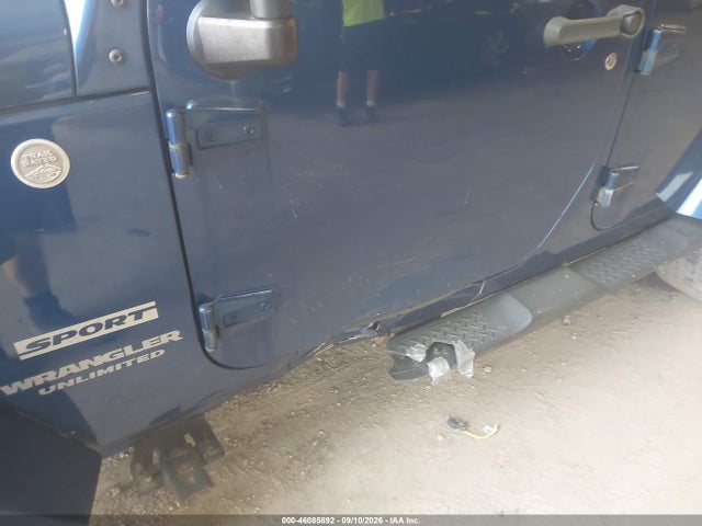 46085892 :رقم المزاد ، 1J4BA3H15AL118060 vin ، 2010 Jeep Wrangler Unlimited Sport مزاد بيع