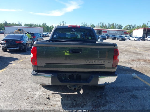 Aukcja sprzedaży 2017 Toyota Tundra Limited 5.7l V8, vin: 5TFFW5F16HX223801, numer aukcji: 46085923