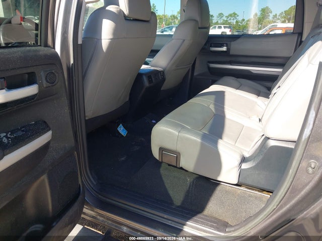 Aukcja sprzedaży 2017 Toyota Tundra Limited 5.7l V8, vin: 5TFFW5F16HX223801, numer aukcji: 46085923