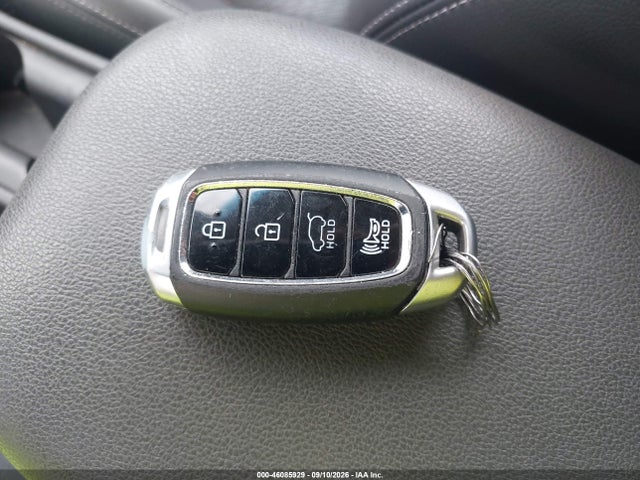 46085929 :رقم المزاد ، KM8K3CA58LU466831 vin ، 2020 Hyundai Kona Limited مزاد بيع