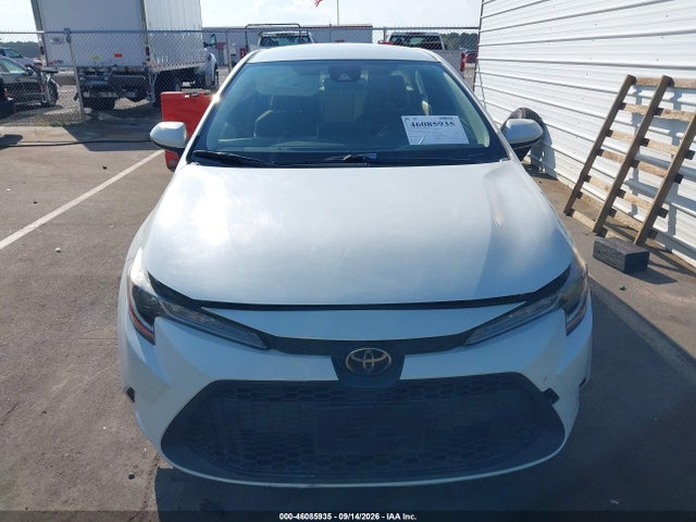 46085935 :رقم المزاد ، JTDEPRAE6LJ014225 vin ، 2020 Toyota Corolla Le مزاد بيع