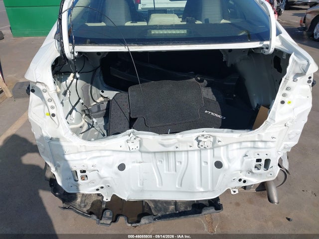 46085935 :رقم المزاد ، JTDEPRAE6LJ014225 vin ، 2020 Toyota Corolla Le مزاد بيع
