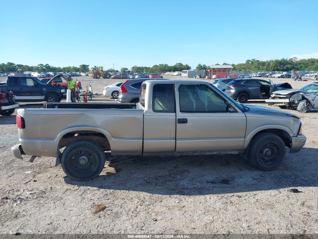 2000 Gmc Sonoma Sls მანქანა იყიდება აუქციონზე, vin: 1GTCS19W2Y8214179, აუქციონის ნომერი: 46086047