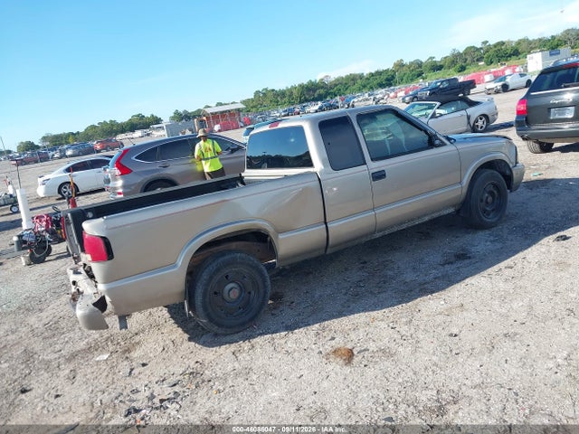 2000 Gmc Sonoma Sls მანქანა იყიდება აუქციონზე, vin: 1GTCS19W2Y8214179, აუქციონის ნომერი: 46086047