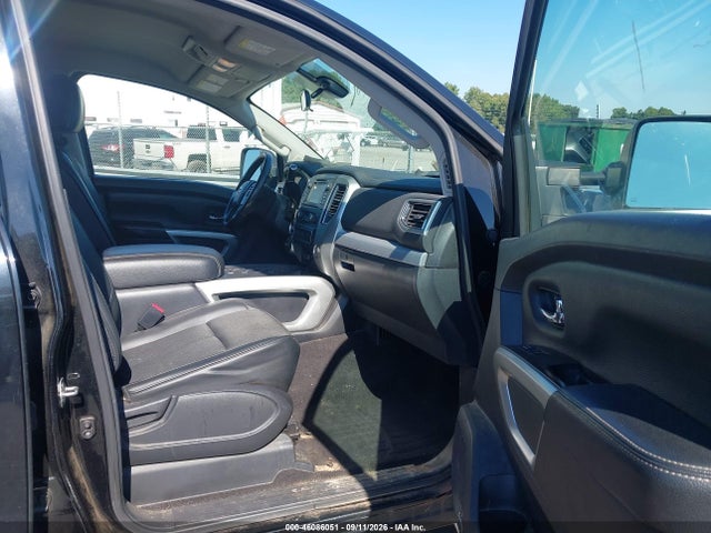 46086051 :رقم المزاد ، 1N6BA1F40GN506105 vin ، 2016 Nissan Titan Xd Pro-4x Diesel مزاد بيع
