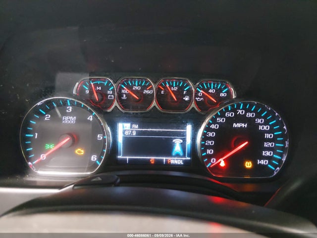 46086061 :رقم المزاد ، 1GNSKKEC8JR336405 vin ، 2018 Chevrolet Suburban Commercial Fleet مزاد بيع