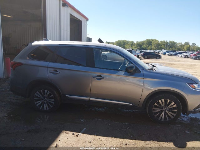 46086070 :رقم المزاد ، JA4AZ3A31KZ008363 vin ، 2019 Mitsubishi Outlander Es مزاد بيع