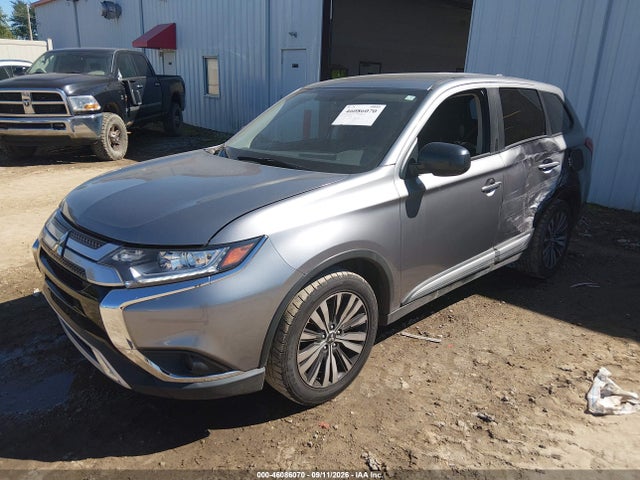 46086070 :رقم المزاد ، JA4AZ3A31KZ008363 vin ، 2019 Mitsubishi Outlander Es مزاد بيع