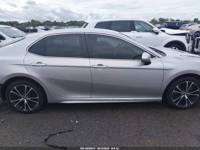 2020 Toyota Camry Se მანქანა იყიდება აუქციონზე, vin: 4T1G11AK1LU922254, აუქციონის ნომერი: 46086074