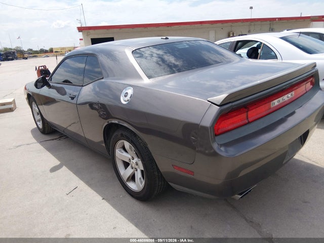 46086086 :رقم المزاد ، 2C3CDYAG7EH294337 vin ، 2014 Dodge Challenger Sxt مزاد بيع