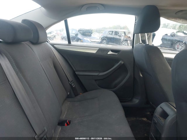 Продажа на аукционе авто 2015 Volkswagen Jetta 1.8t Se, vin: 3VWD17AJ5FM261450, номер лота: 46086112