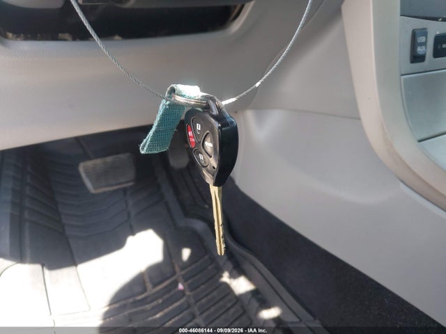 Aukcja sprzedaży 2013 Toyota Corolla Le, vin: 5YFBU4EEXDP202882, numer aukcji: 46086144
