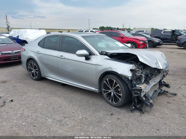 2018 Toyota Camry Se მანქანა იყიდება აუქციონზე, vin: 4T1B11HK6JU025573, აუქციონის ნომერი: 46086146