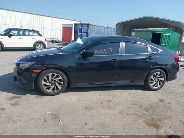 Продажа на аукционе авто 2017 Honda Civic Ex, vin: 2HGFC2F83HH519403, номер лота: 46086176