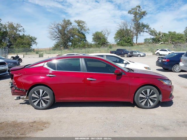 Продаж на аукціоні авто 2021 Nissan Altima Sv Intelligent Awd, vin: 1N4BL4DW5MN301903, номер лоту: 46086185