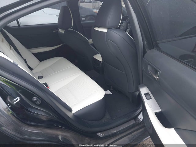 46086192 :رقم المزاد ، JTHAP1D28P5004715 vin ، 2023 Lexus Is 500 F Sport Performance Premium مزاد بيع
